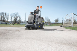Kärcher Kehrsaugmaschine KM 90/60 R G